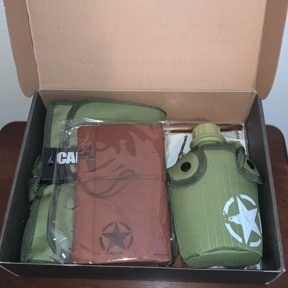 CALL OF DUTY WW2 BRAND NEW SPECIAL EDITION COLLECTOR BOX - Picture 4 of 16